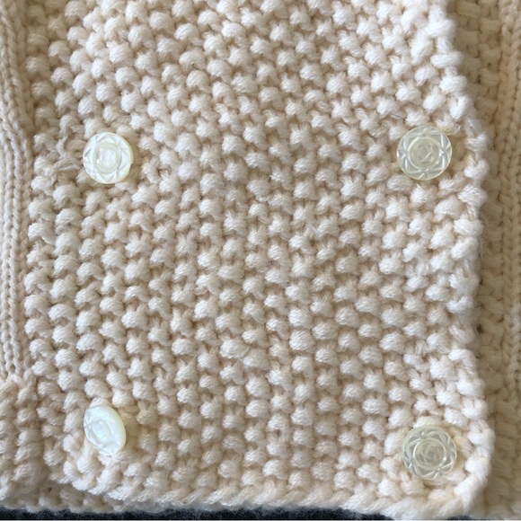 VINTAGE Stevemor Capped Sleeve Knit Top with mini-shawl collar - Picture 2 of 7